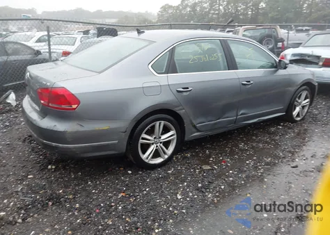 2015 Volkswagen Passat 1.8T Se from USA, damaged, VIN 1VWBT7A39FC017773